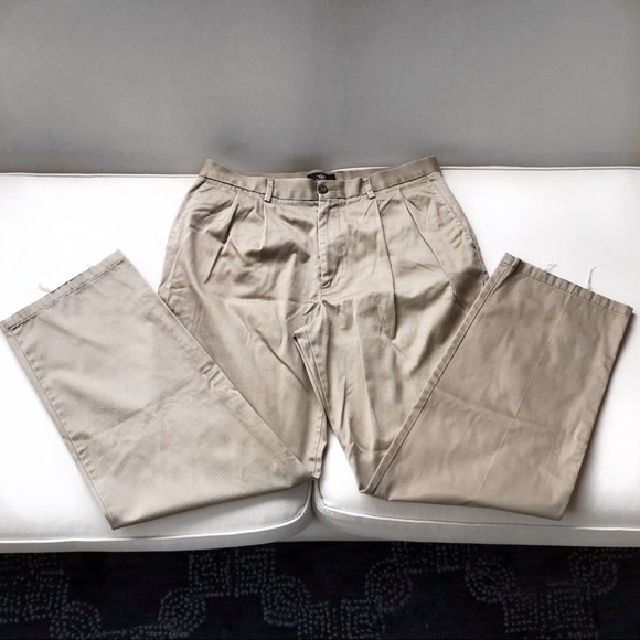 🧍🏼‍♂️DOCKERS SIGNATURE KHAKI CLASSIC FIT PANTS! - Picture 1 of 8